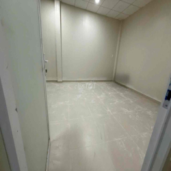 CỰC PHẨM ỐP KÍNH 86 Phổ Quang, P2, Tân Bình DTSD 550m² sàn suốt