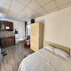 Vào luôn STUDIO 28m2 full đồ, cửa sổ, ban công thoáng, BA ĐÌNH