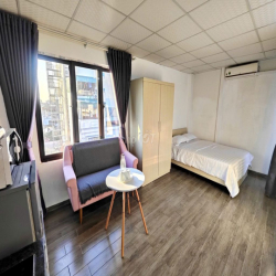 Vào luôn STUDIO 28m2 full đồ, cửa sổ, ban công thoáng, BA ĐÌNH