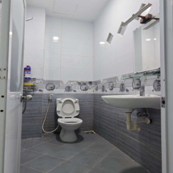 Nhà phố 4 PN+4 WC, 57m2, ô tô vào tận nhà, vào ở ngay