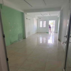 Cho thuê nhà nguyên căn mặt tiền Võ Văn Tần, P. Bàn Cờ
