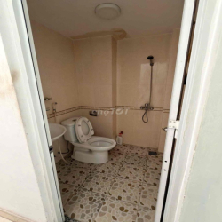 Cho thuê nhà nguyên căn mặt tiền Võ Văn Tần, P. Bàn Cờ