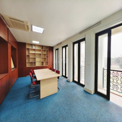 Cho thuê sàn văn phòng Xã Đàn 150m2 30tr full nội thất đẹp keng