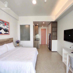 Penthouse ngay Phan Xích Long ban công full nthat siêu chill