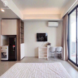 Penthouse ngay Phan Xích Long ban công full nthat siêu chill