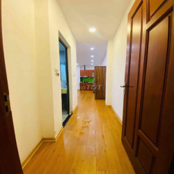 🔥🔥🔥CHÂN CẦU CHƯƠNG DƯƠNG:  CHDV Phố Bồ Đề 30m2- Thang máy kk full nội