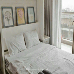 Sang Millenium quận 4