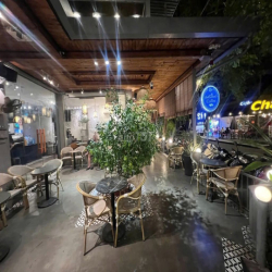 🔥 Góc 2MT Vĩnh Hội Q4 12x18m 3 tầng đẹp, KD sầm uất 🚀