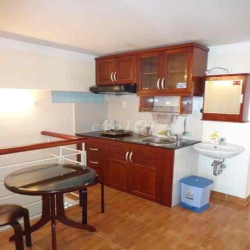 Căn hộ dịch vụ cho thuê 1 PN đầy đủ nội thất