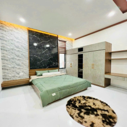 Cho thuê nhà MT 42A Hoàng Bật Đạt Phường 15, Quận Tân Bình.
