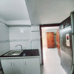 CĂN HỘ 20M2, 2,8TR, THANG MÁY, TRUNG TÂM Q10