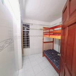 CĂN HỘ 20M2, 2,8TR, THANG MÁY, TRUNG TÂM Q10