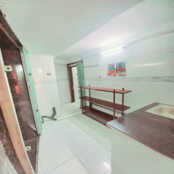 CĂN HỘ 20M2, 2,8TR, THANG MÁY, TRUNG TÂM Q10