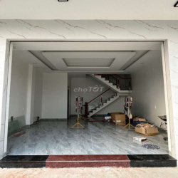 NHÀ MỚI 1 TRỆT 2 LẦU, SÂN THƯỢNG CÓ 2PN,3WC. MẶT TIỀN ĐƯỜNG LỚN