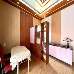CHO THUÊ CĂN HỘ 1 PHÒNG NGỦ FULL NỘI THẤT CÓ BAN CÔNG Đ. HÙNG VƯƠNG