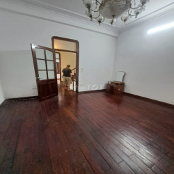 Cho thuê nhà ngõ 31  phố Trần Quốc Hoàn, Diện tích 55m2 x 4 tầng 