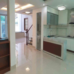 Cho thuê Biệt Thự dt 10x20 , Hầm trệt lửng . Giá 25tr/tháng