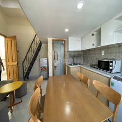 Cho thuê duplex full nội thất - cửa sổ - ngay Lotte, TDTU