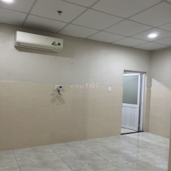 🔥 PHÒNG 3TR8 NGAY ĐỐI DIỆN Gigamall – CÓ BẾP – WC RIÊNG – THANG MÁY