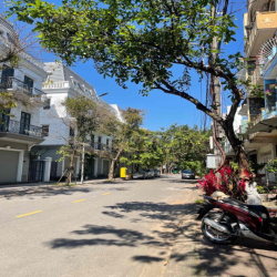 cho thuê nhà nguyên căn sát bên vincom