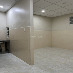 🔥 PHÒNG 3TR8 NGAY ĐỐI DIỆN Gigamall – CÓ BẾP – WC RIÊNG – THANG MÁY