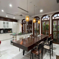 CHO THUÊ BIỆT THỰ MỸ GIA 2 PHÚ MỸ HƯNG QUẬN 7