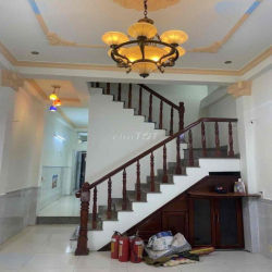 CHO THUÊ NHÀ 132/55 NGUỄN HỮU CẢNH P22 QUẬN BÌNH THẠNH