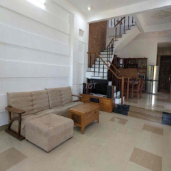 CHO THUÊ NHÀ ĐẸP FULL NT GẦN SÔNG KHU CHƯƠNG DƯƠNG