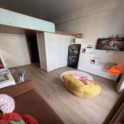 sang nhượng phòng trọ ban công rộng rãi ở q7 gần tdt rmit ufm q4q8