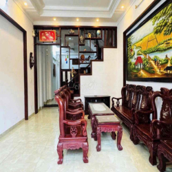 Cho Thuê Nhà 5*15m 2Lầu 4PN.4WC Phạm Văn Chiêu 14tr