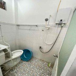 Nhà 2pn 2 máy lạnh Hẻm Nguyễn Văn Cừ