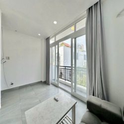 ZÁ HỦY DIỆT 75M2 LÊ VĂN SỸ - 2PN FULL NỘI THẤT CÓ BAN CÔNG