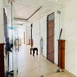 CHO THUÊ NHÀ - MẶT TIỀN TRUNG TÂM TP - NHÀ 3 SẢNH SUÔNG 700m2