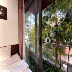 Căn Hộ Balcony Cây Xanh Thang Máy Hồ Bơi Phòng Gym Gần Chợ Bến Thành