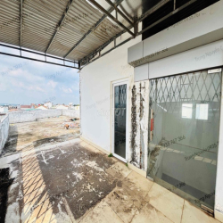 CHO THUÊ NHÀ - MẶT TIỀN TRUNG TÂM TP - NHÀ 3 SẢNH SUÔNG 700m2