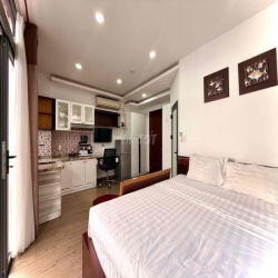 Căn Hộ Balcony Cây Xanh Thang Máy Hồ Bơi Phòng Gym Gần Chợ Bến Thành