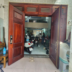 Cho thuê nhà văn cao, 4 tầng, 4 x 18m( DTSD: 288m2), hẻm xe hơi