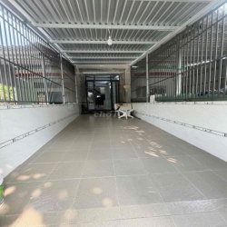 nhà trệt lầu 3,5x25m 3phòng sẵn 3máy lạnh mới 100% gần Chợ Cái Răng
