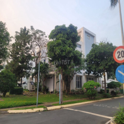 Biệt thự VillaPark gần Liên Phường, Bưng Ông Thoàn 200m2 3L4PN