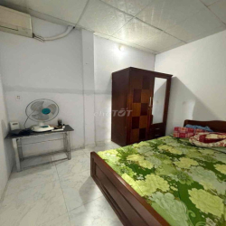 🟣🟣🟣🟣 NHÀ CẤP 4 SÂN RỘNG PHẠM HỮU LẦU Ở LIỀN 🟣🟣🟣🟣