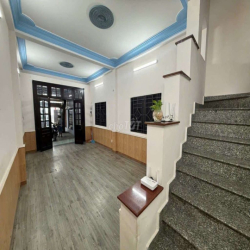 CHO THUÊ NHÀ NGUYÊN CĂN 1 TRỆT 2 LẦU, DT 4×25. ĐƯỜNG LỚN XE TẢI