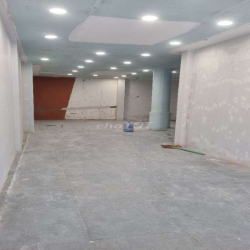 Nhà mặt phố Cầu giấy 80m2 x 4tầng