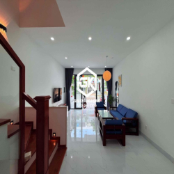 CHO THUÊ DÀI HẠN MỸ GIA THE CAPELLA NHÀ NGUYÊN CĂN 4 PHÒNG NGỦ FULL NỘ