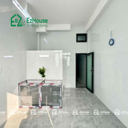 GIẢM 300K CHO THÁNG ĐẦU TIÊN - PHÒNG MỚI ĐẸP KENG - BAN CÔNG THANG MÁY