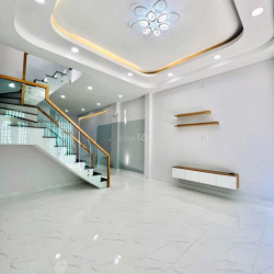 Cho thuê nhà MT 439A Lê Văn Sỹ, Phường 2, Quận Tân Bình gần Tân Canh