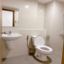 chính chủ cho thuê 2 pn trống 7tr có nội thất 8tr ở ngay