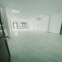 NHÀ ĐẸP KHU VIP - 200D Nguyễn Trọng Tuyển, P.8, PN- DTSD500m2-Sàn Suốt