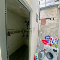NHÀ 2 TẦNG ĐẦY ĐỦ NỘI THẤT TRUNG TÂM NHA TRANG