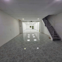 NHÀ 4.5X20M ĐƯỜNG XE TẢI GẦN CẦU THAM LƯƠNG