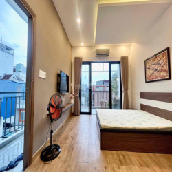 Cho Thuê Căn Hộ 1Pn view thoáng Bancong ở Nguyễn Thiện Thuật, Q3
